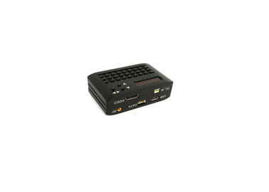 軽量の小型UAVのビデオ送信機300-1500MHzの無線周波数24dBm